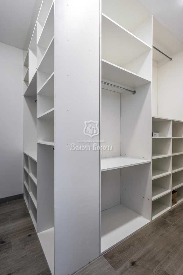 Продаж 2-кімнатної квартири 63 м², Юнацька вул., 1