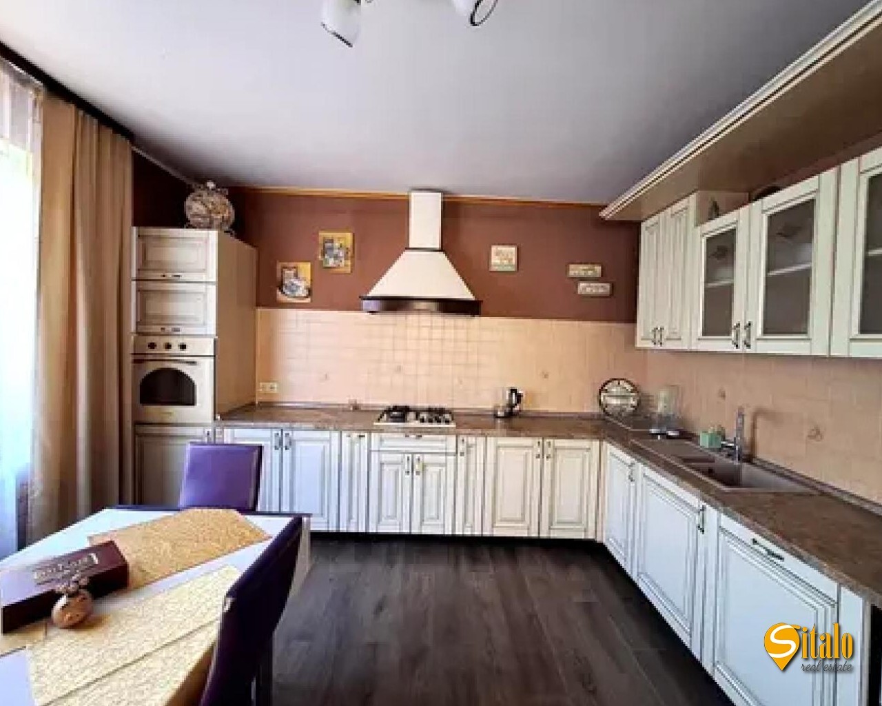 Оренда будинку 280 м², 107-а Садова вул.