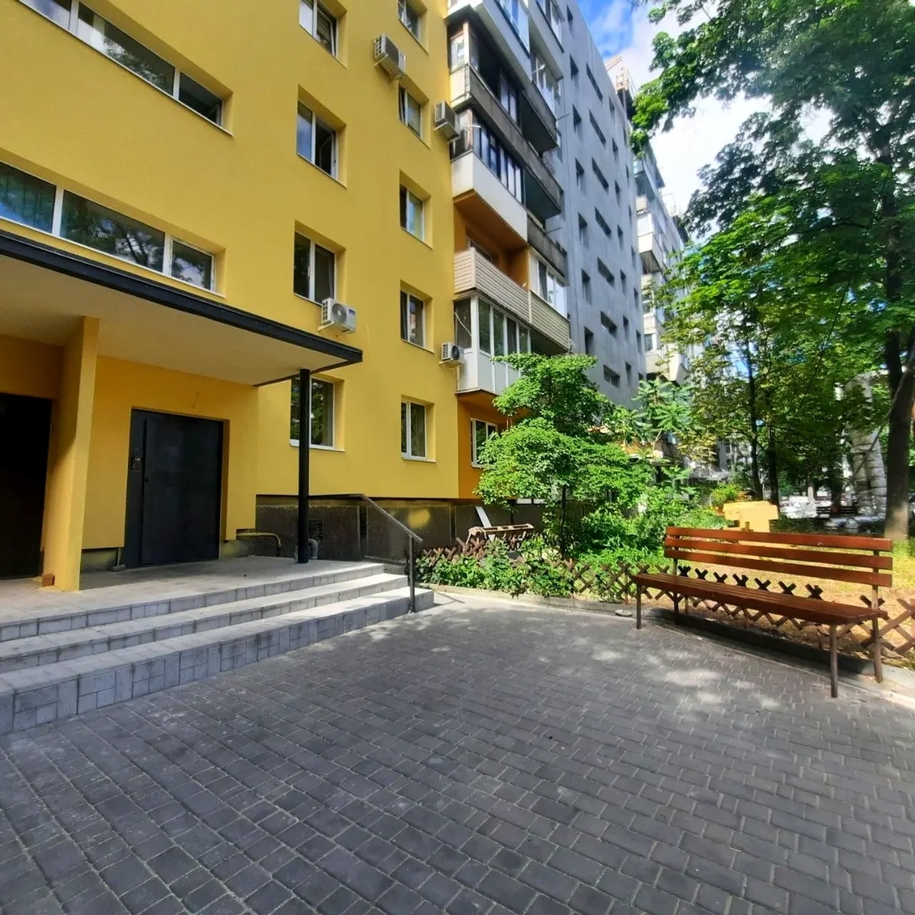 Продажа 3-комнатной квартиры 63 м², Калиновая ул., 84