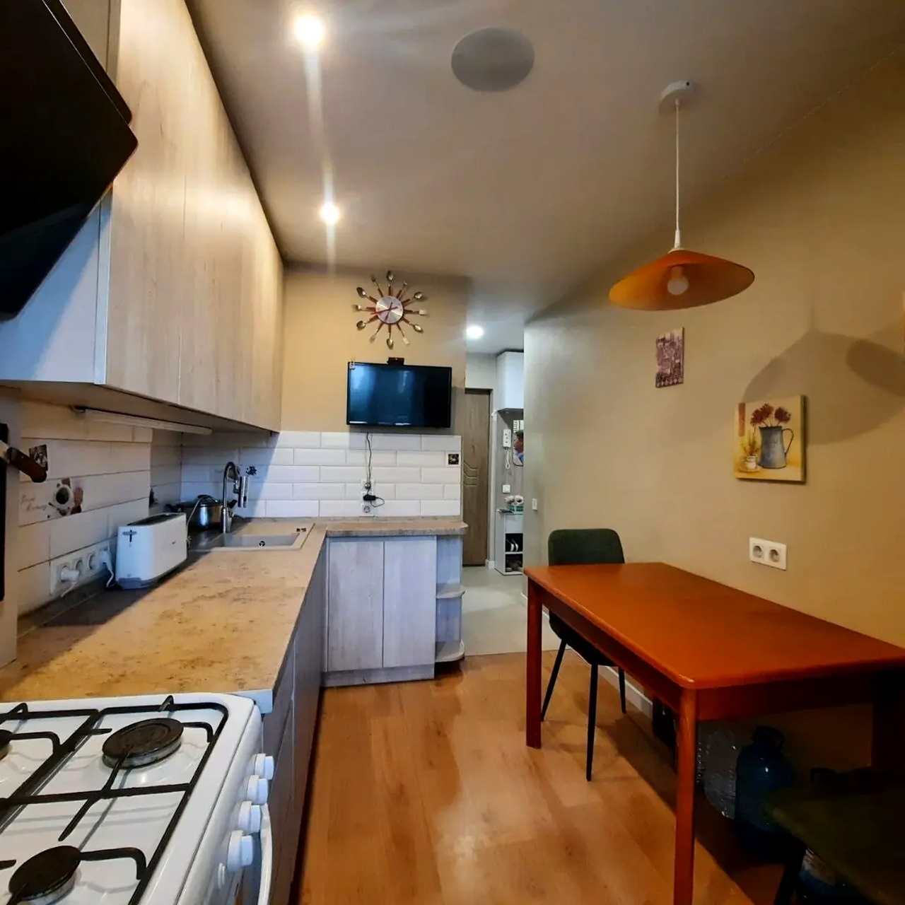Продажа 3-комнатной квартиры 63 м², Калиновая ул., 84