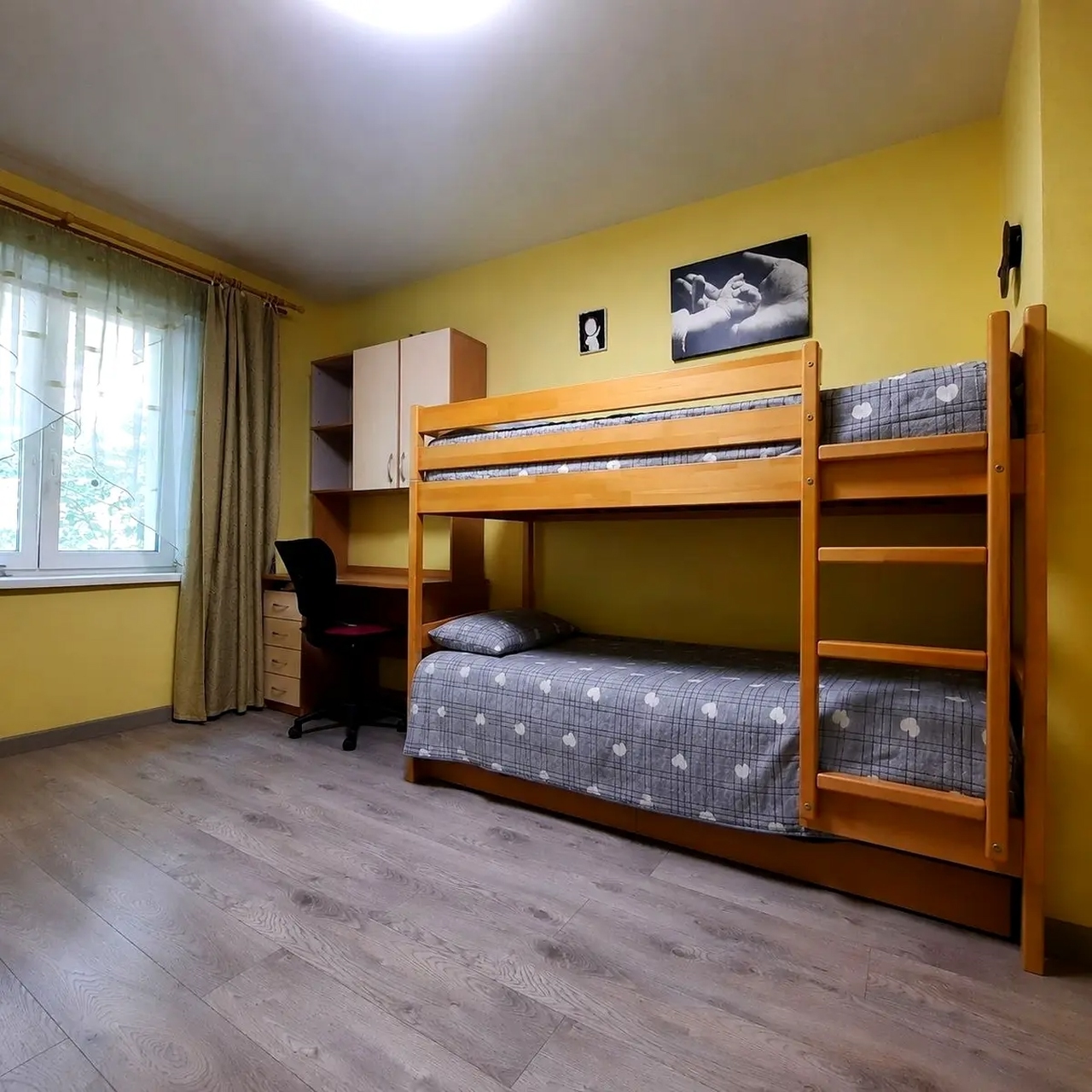 Продажа 3-комнатной квартиры 63 м², Калиновая ул., 84