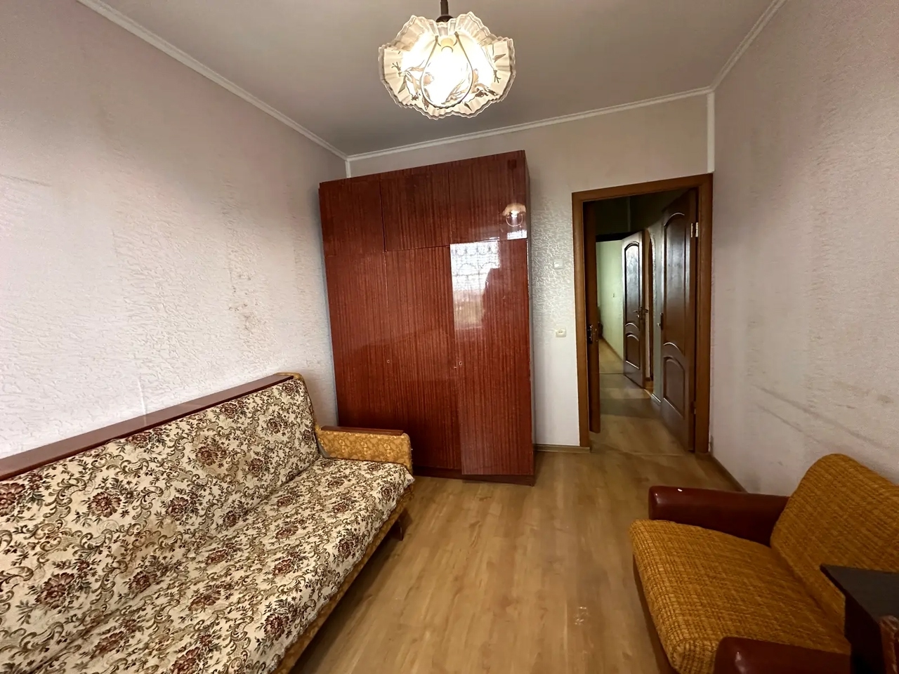 Продажа 3-комнатной квартиры 64 м², Мануйловский просп., 8