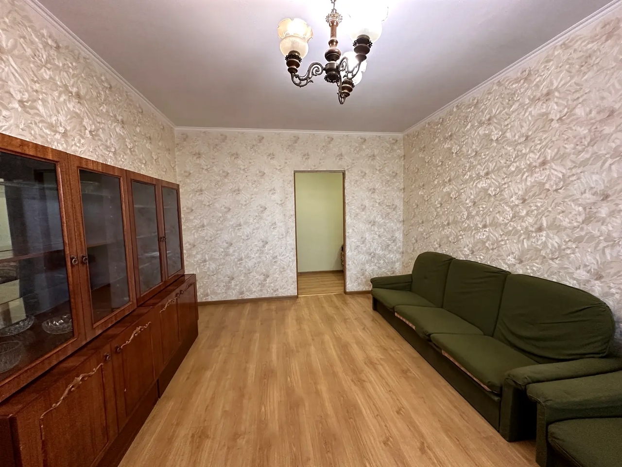 Продажа 3-комнатной квартиры 64 м², Мануйловский просп., 8
