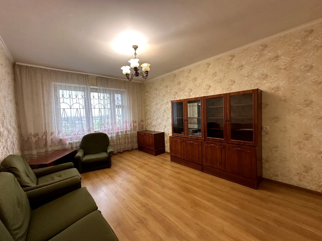 Продажа 3-комнатной квартиры 64 м², Мануйловский просп., 8