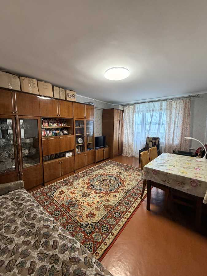Продаж 4-кімнатної квартири 79.8 м², 10