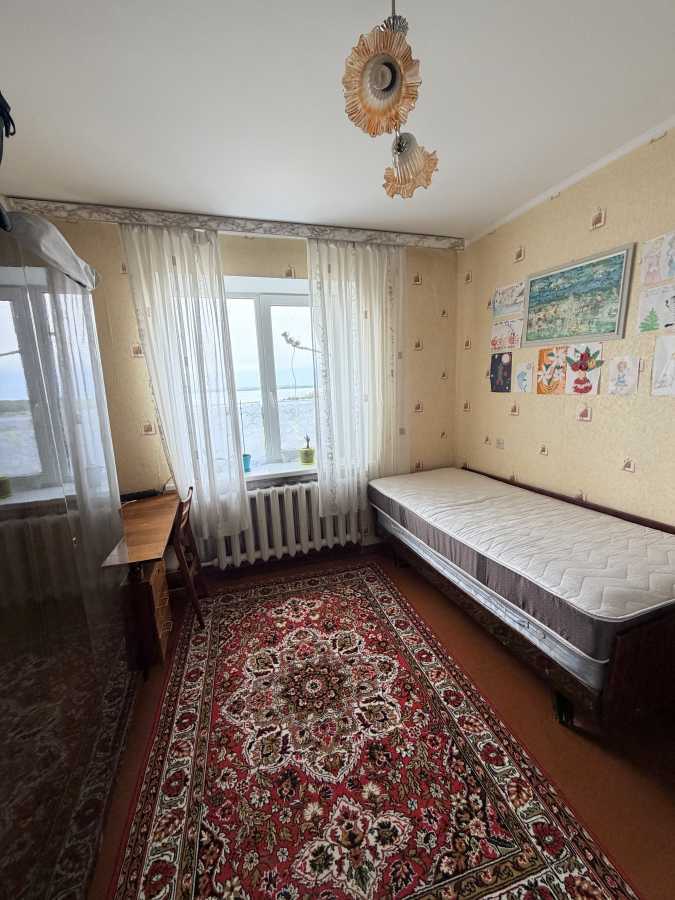 Продаж 4-кімнатної квартири 79.8 м², 10