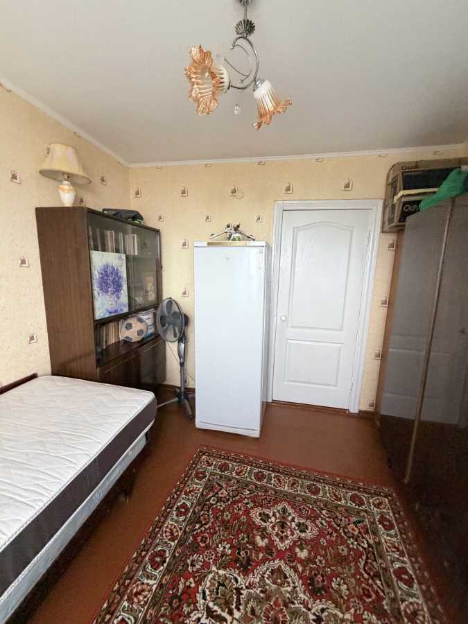 Продаж 4-кімнатної квартири 79.8 м², 10