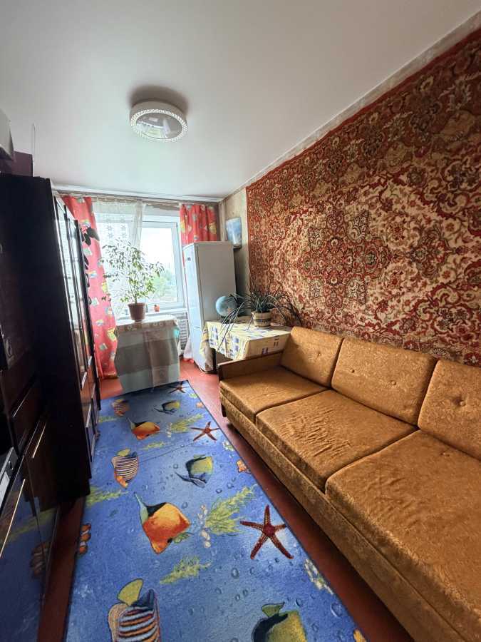 Продаж 4-кімнатної квартири 79.8 м², 10