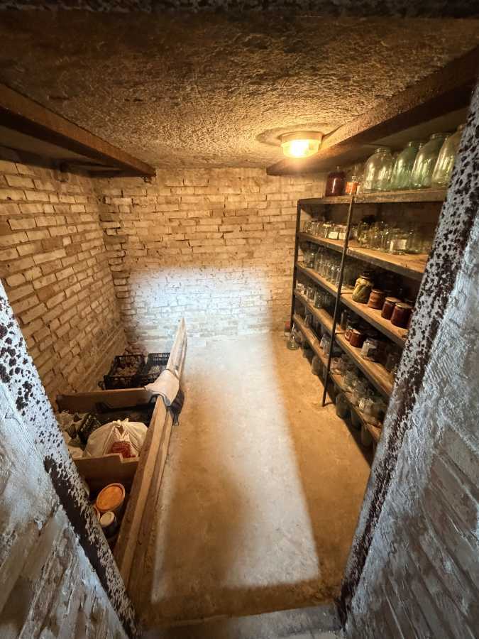 Продаж 4-кімнатної квартири 79.8 м², 10