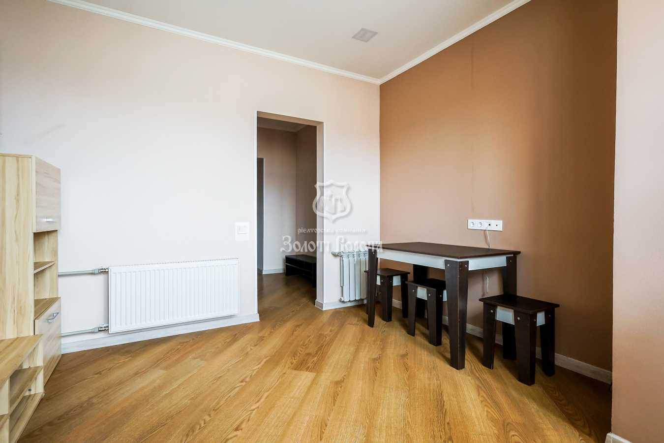Продаж 2-кімнатної квартири 47 м², Подільська вул., 2