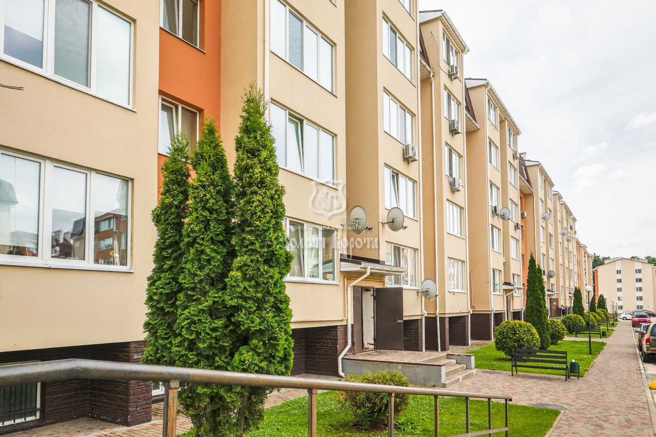 Продаж 2-кімнатної квартири 47 м², Подільська вул., 2