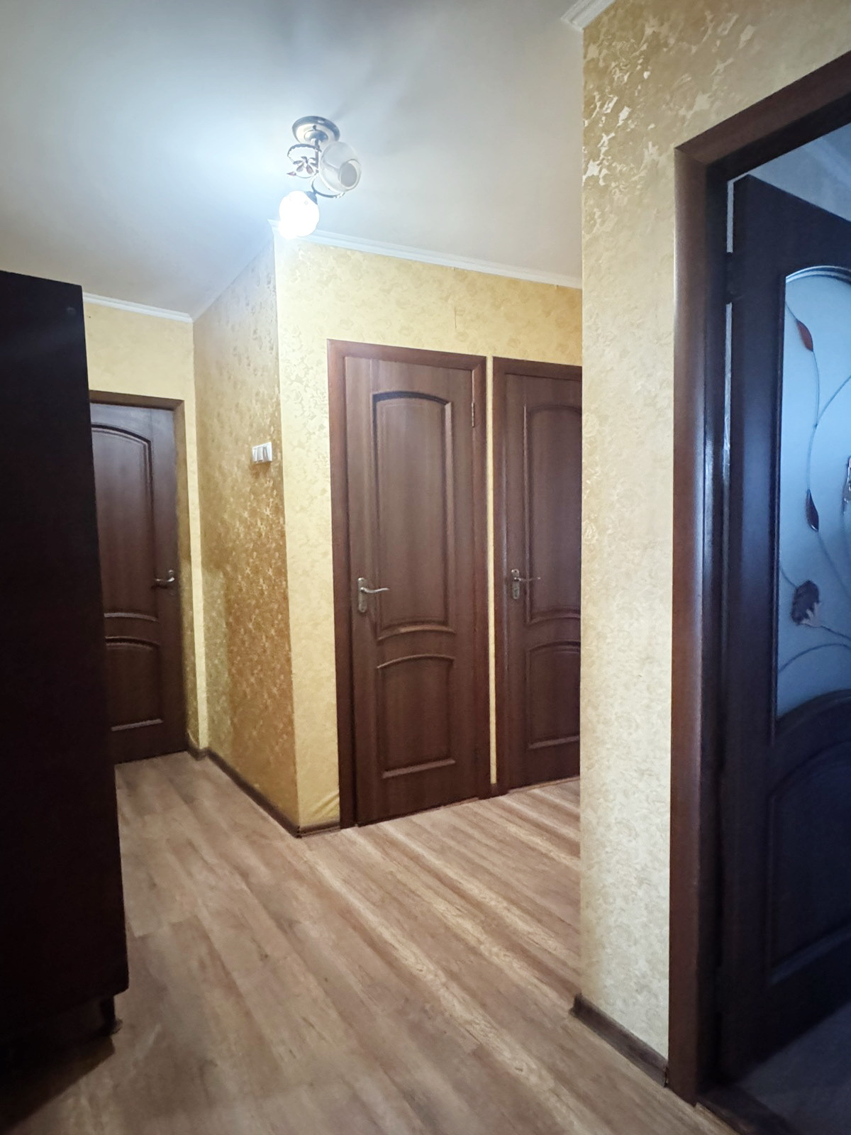 Продажа 2-комнатной квартиры 47 м², Крылова ул.