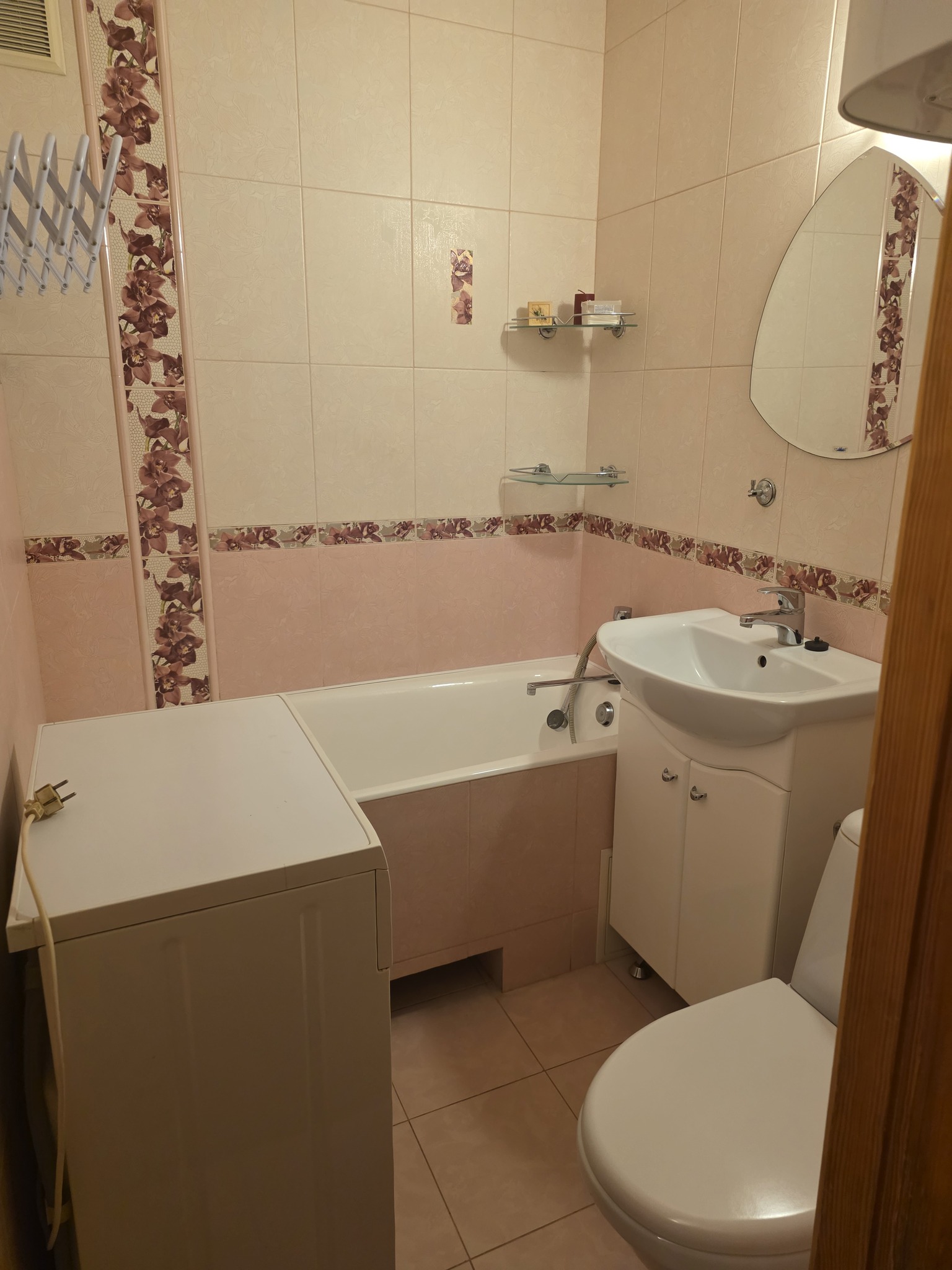 Продажа 2-комнатной квартиры 47 м², Космонавтов ул., 48