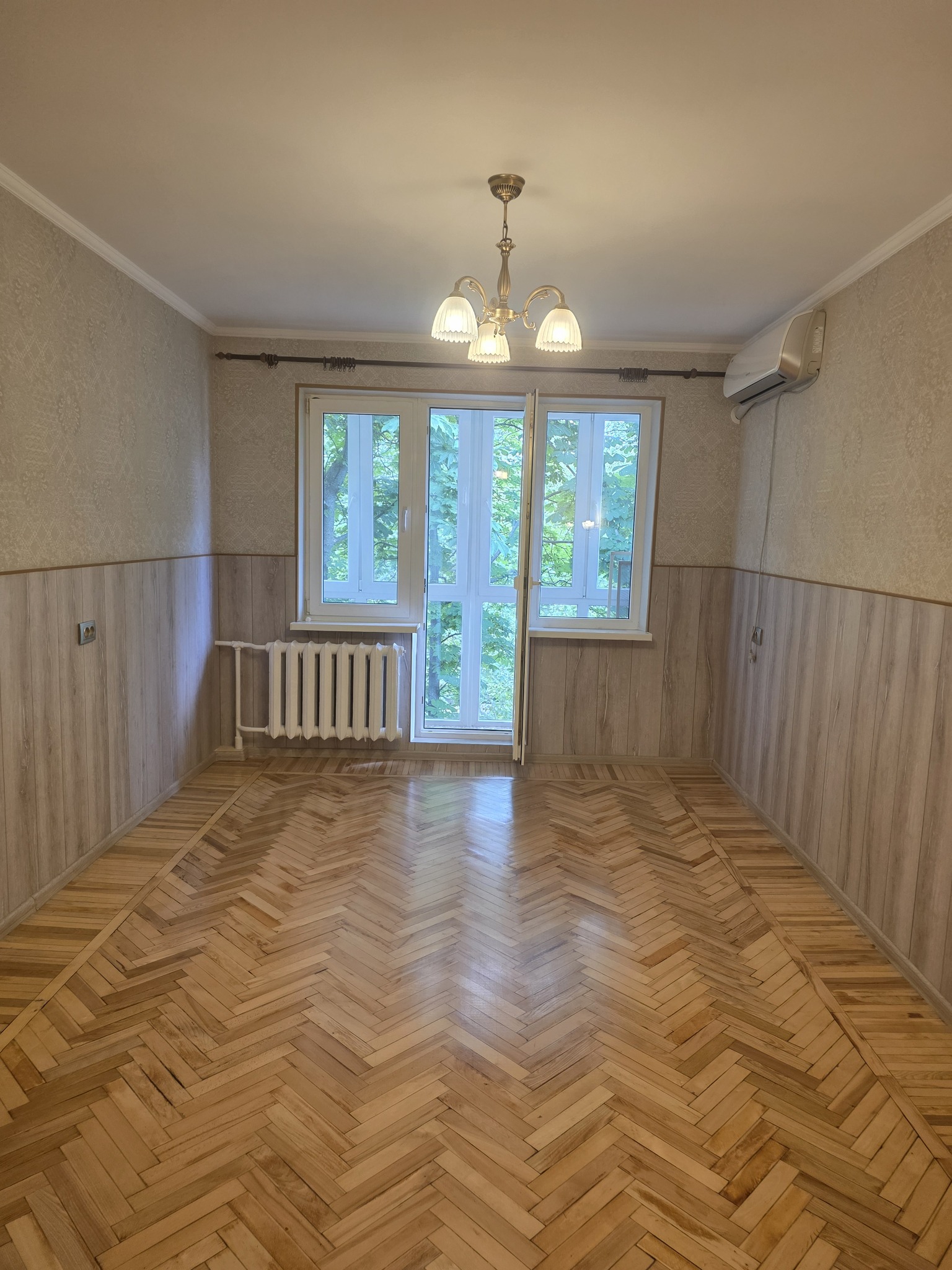 Продажа 2-комнатной квартиры 47 м², Космонавтов ул., 48