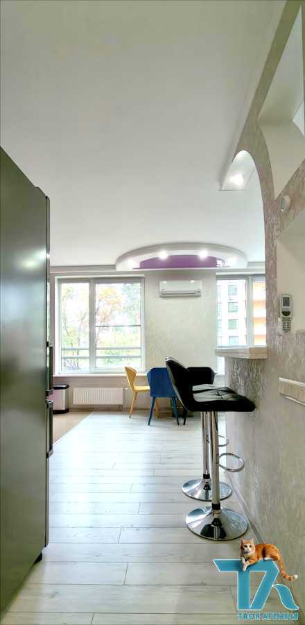 Продаж 3-кімнатної квартири 94 м², Анатолія Петрицького вул., 17А
