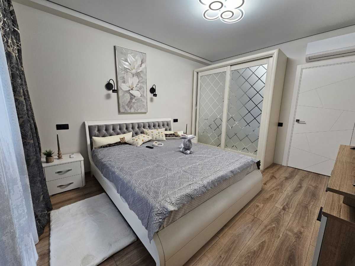 Аренда 1-комнатной квартиры 42 м², Михаила Максимовича ул., 28Е