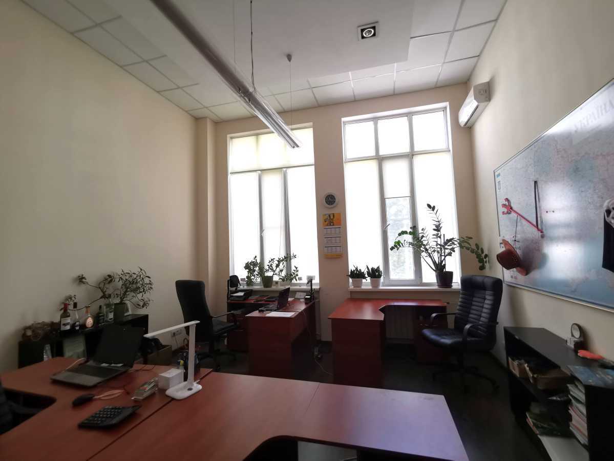 Аренда офиса 221 м², Глубочицкая ул., 40