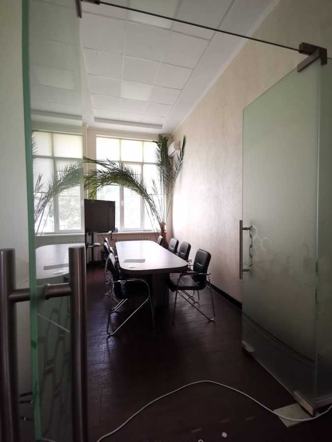 Аренда офиса 221 м², Глубочицкая ул., 40