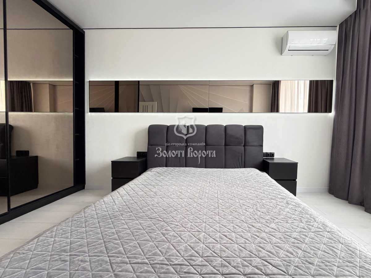 Продажа 1-комнатной квартиры 45 м², Генерала Грекова ул., 4