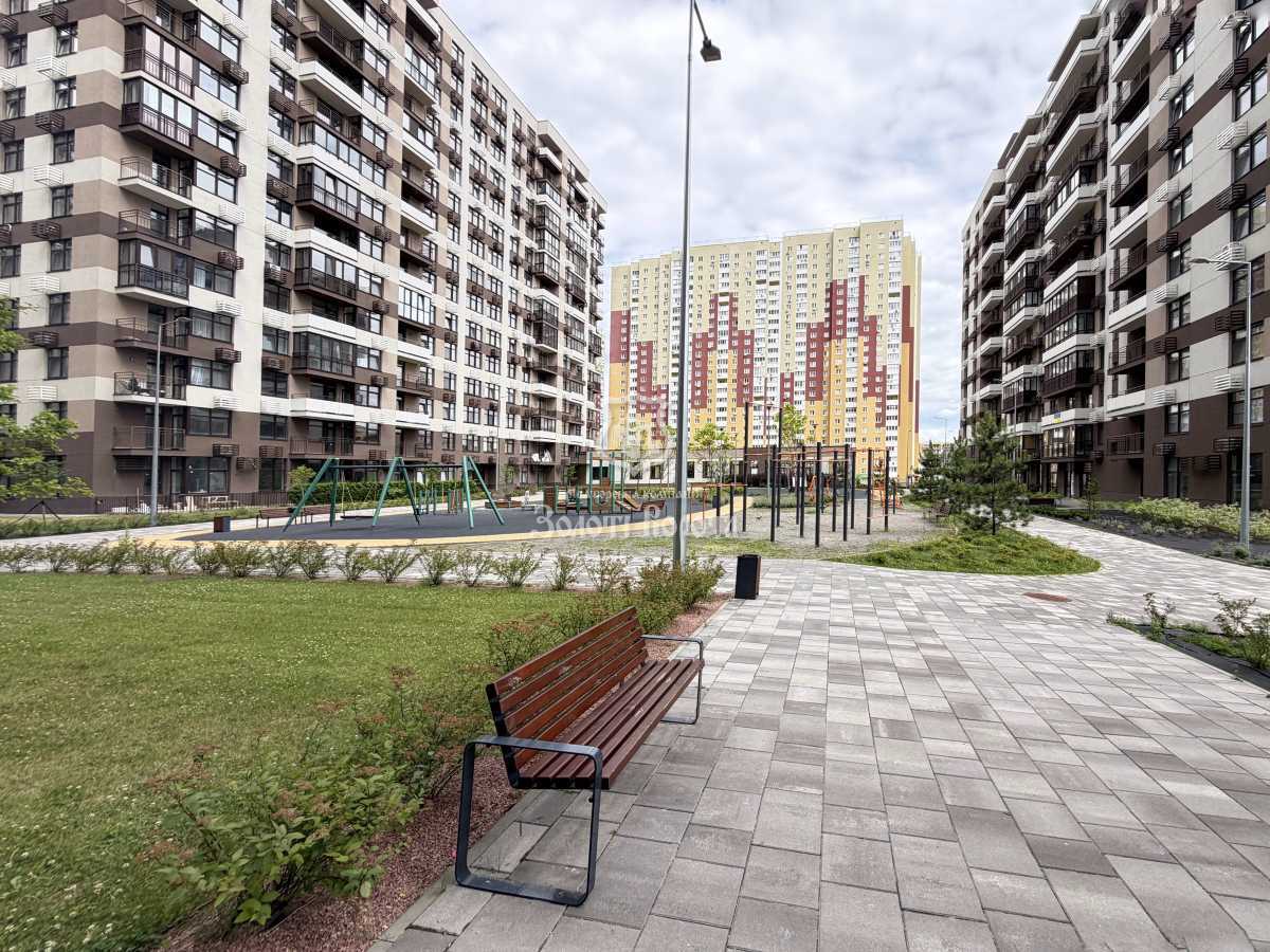 Продажа 1-комнатной квартиры 45 м², Генерала Грекова ул., 4