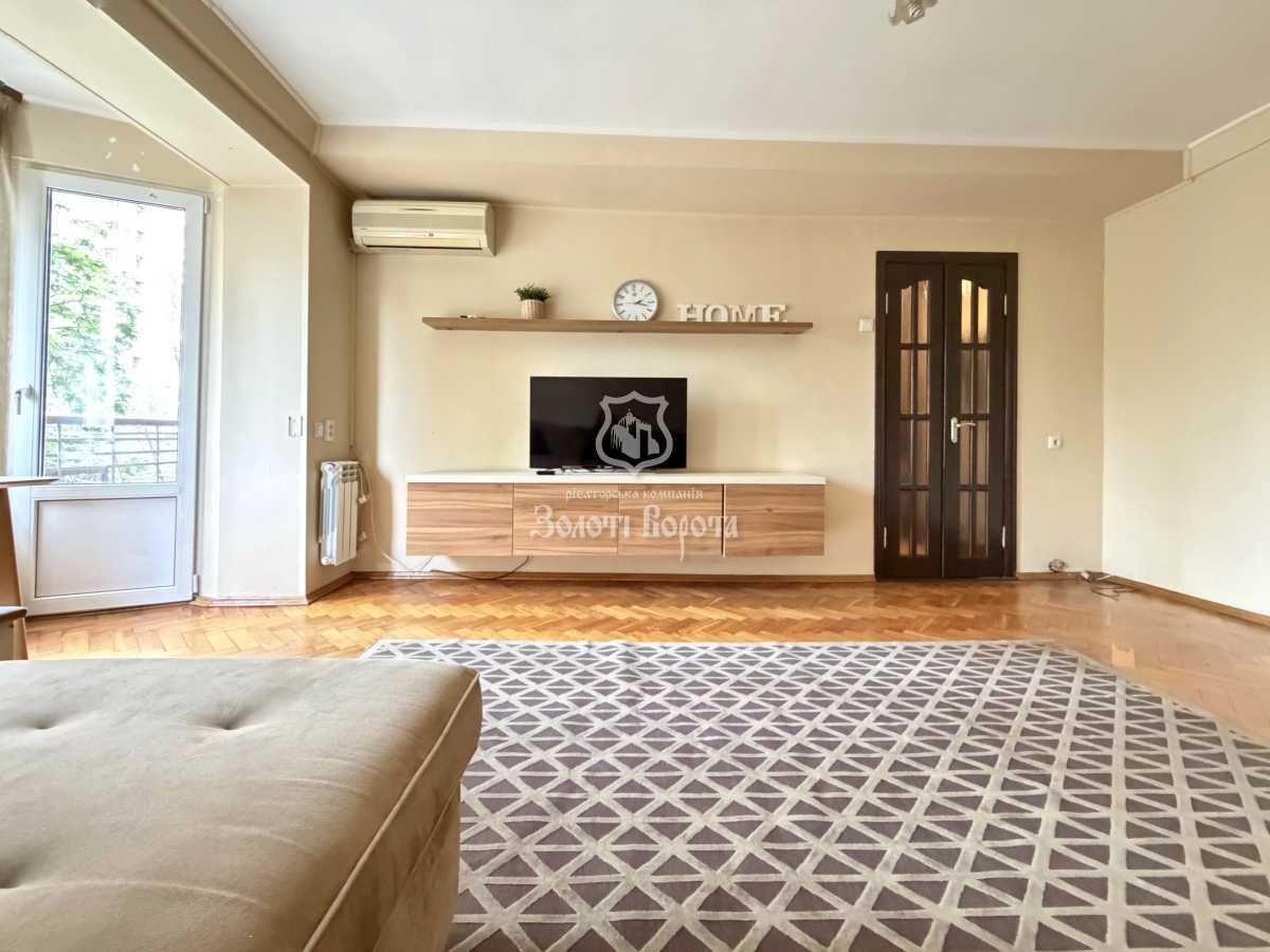 Продаж 3-кімнатної квартири 63.2 м², Лесі Українки бул., 14