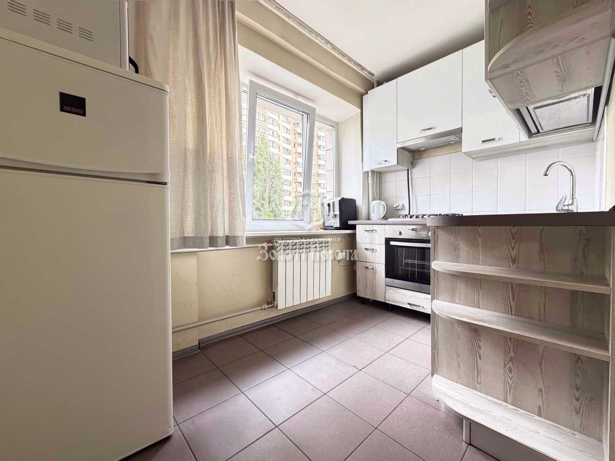 Продаж 3-кімнатної квартири 63.2 м², Лесі Українки бул., 14