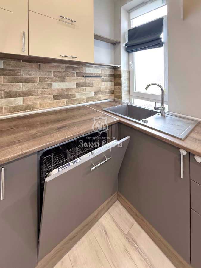 Продаж 1-кімнатної квартири 39.4 м², Маршала Рибалка вул., 5б