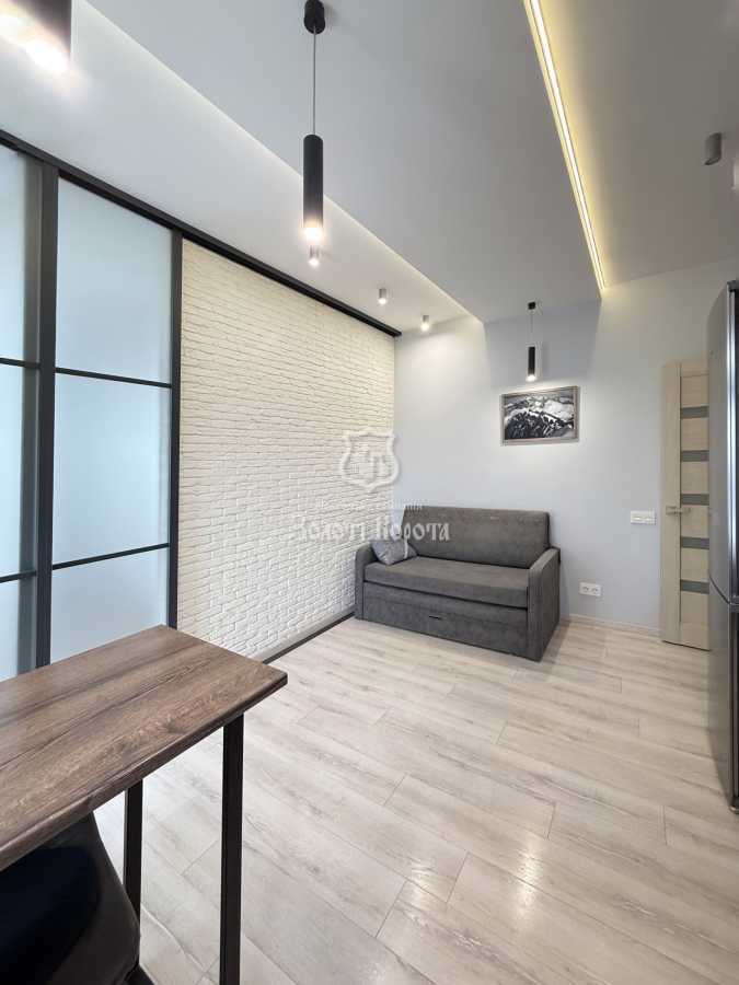 Продаж 1-кімнатної квартири 39.4 м², Маршала Рибалка вул., 5б