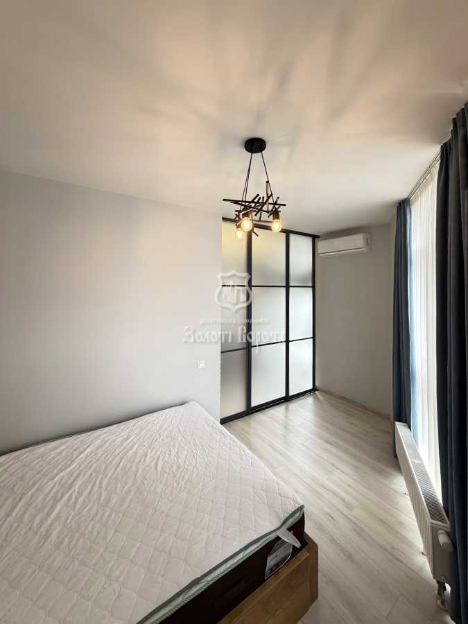 Продаж 1-кімнатної квартири 39.4 м², Маршала Рибалка вул., 5б