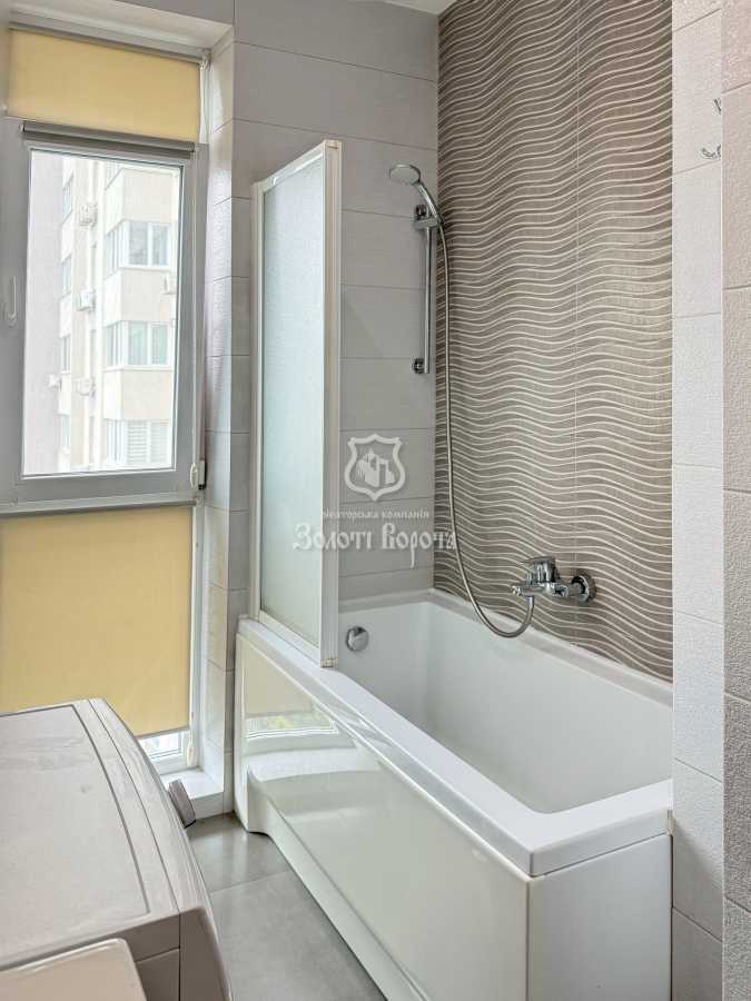 Продаж 1-кімнатної квартири 39.4 м², Маршала Рибалка вул., 5б