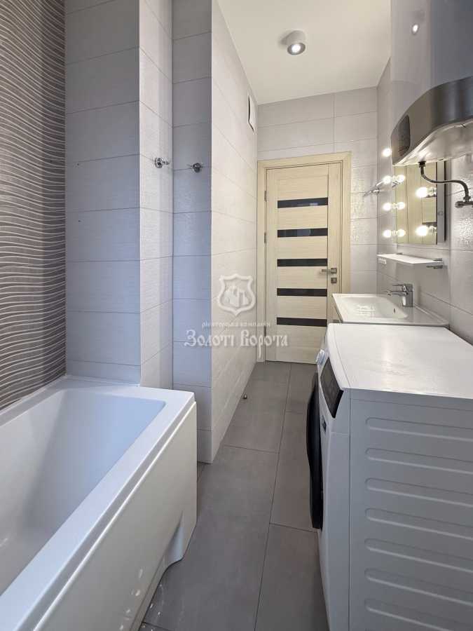 Продаж 1-кімнатної квартири 39.4 м², Маршала Рибалка вул., 5б