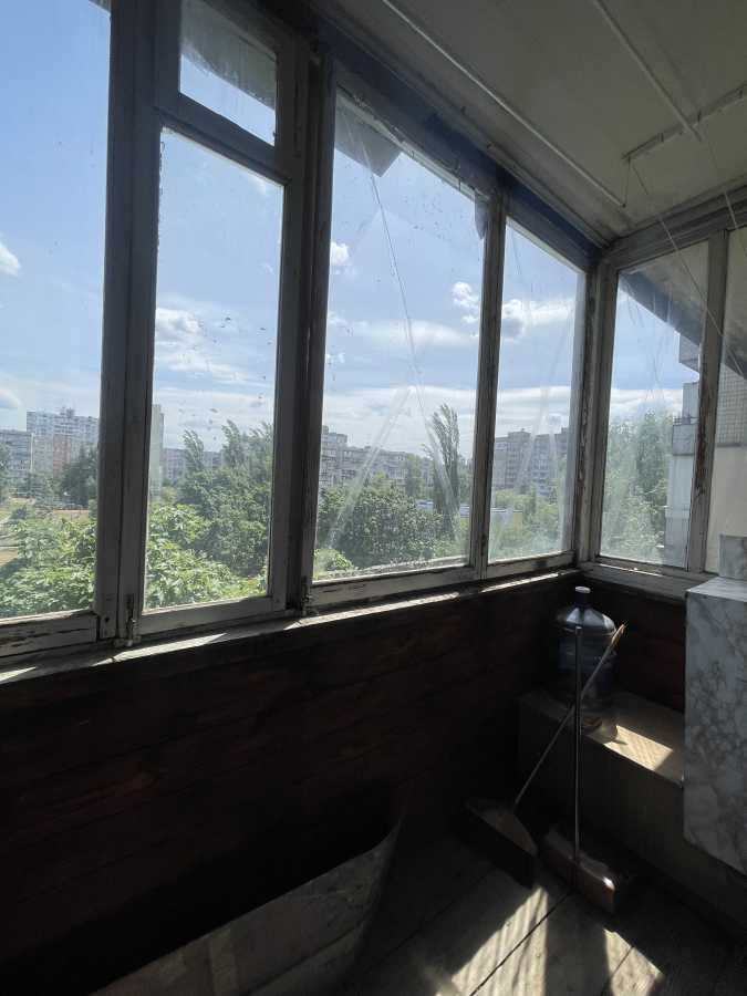 Продаж 1-кімнатної квартири 23 м², Богатирська вул., 10