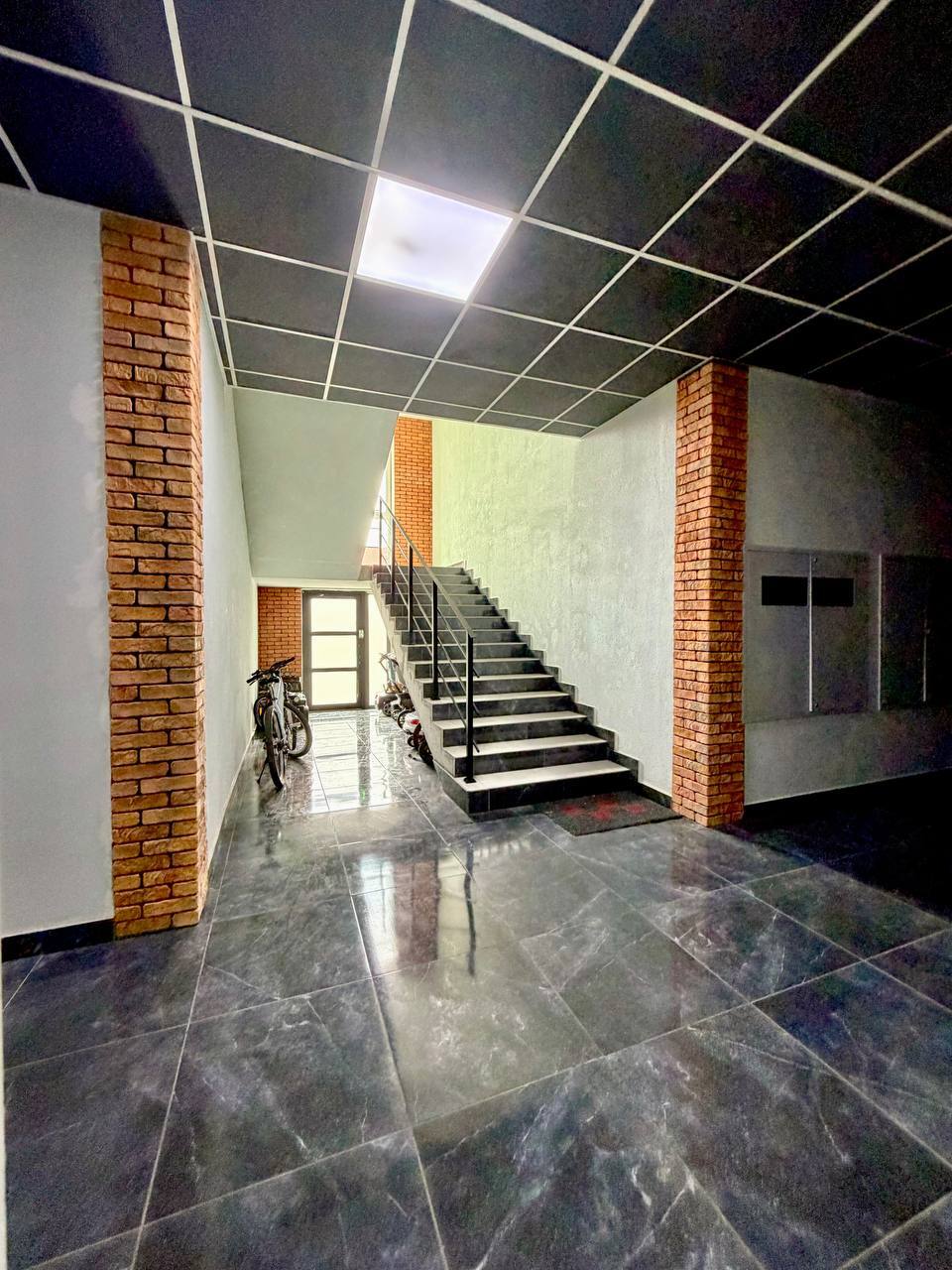 Продажа 2-комнатной квартиры 52 м², Земледельческий пер.