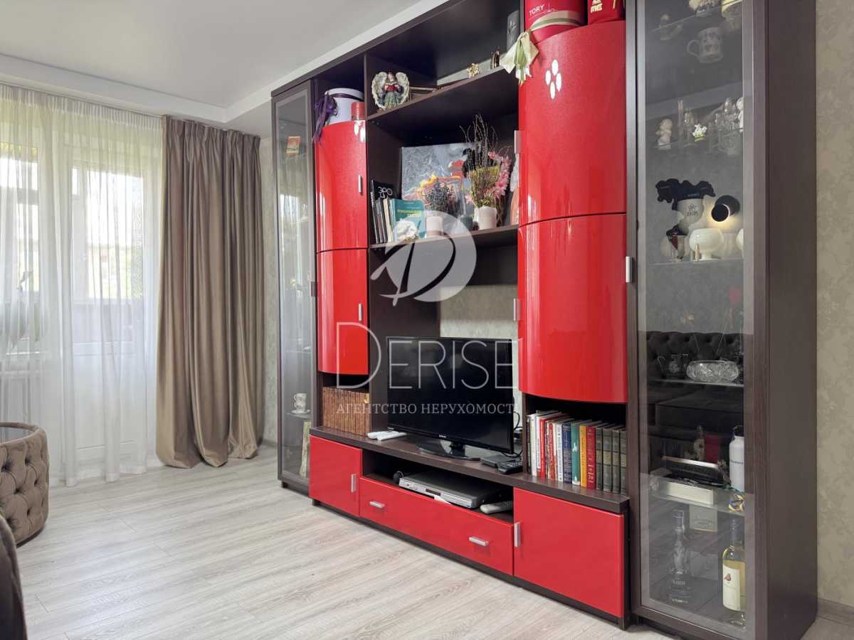 Продаж 2-кімнатної квартири 47 м², Краснопільська вул., 12А