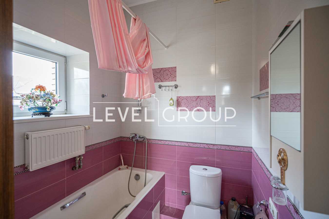 Продажа коттеджа 419.5 м², Радунская ул.