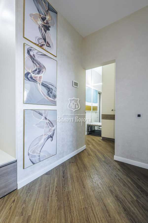 Продажа 2-комнатной квартиры 80.1 м², Кирилло-Мефодиевская ул., 2