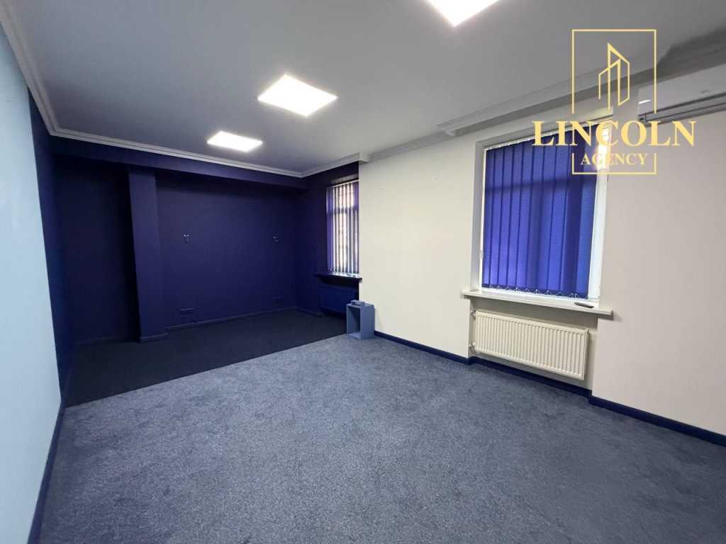 Продажа 3-комнатной квартиры 105 м², Воздухофлотский просп., 25