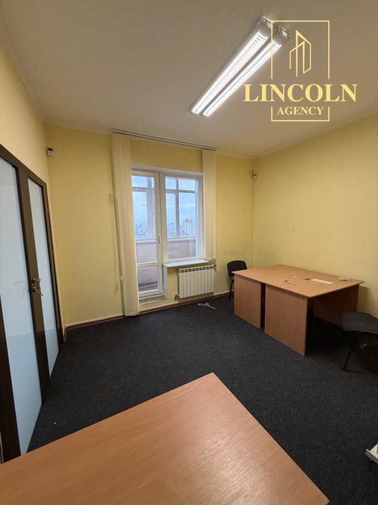 Продаж 5-кімнатної квартири 225 м², Леваневського вул., 6