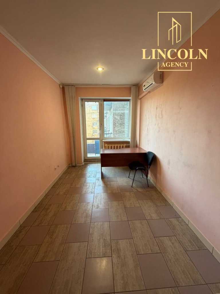 Продаж 3-кімнатної квартири 62 м², Берестейский, 5