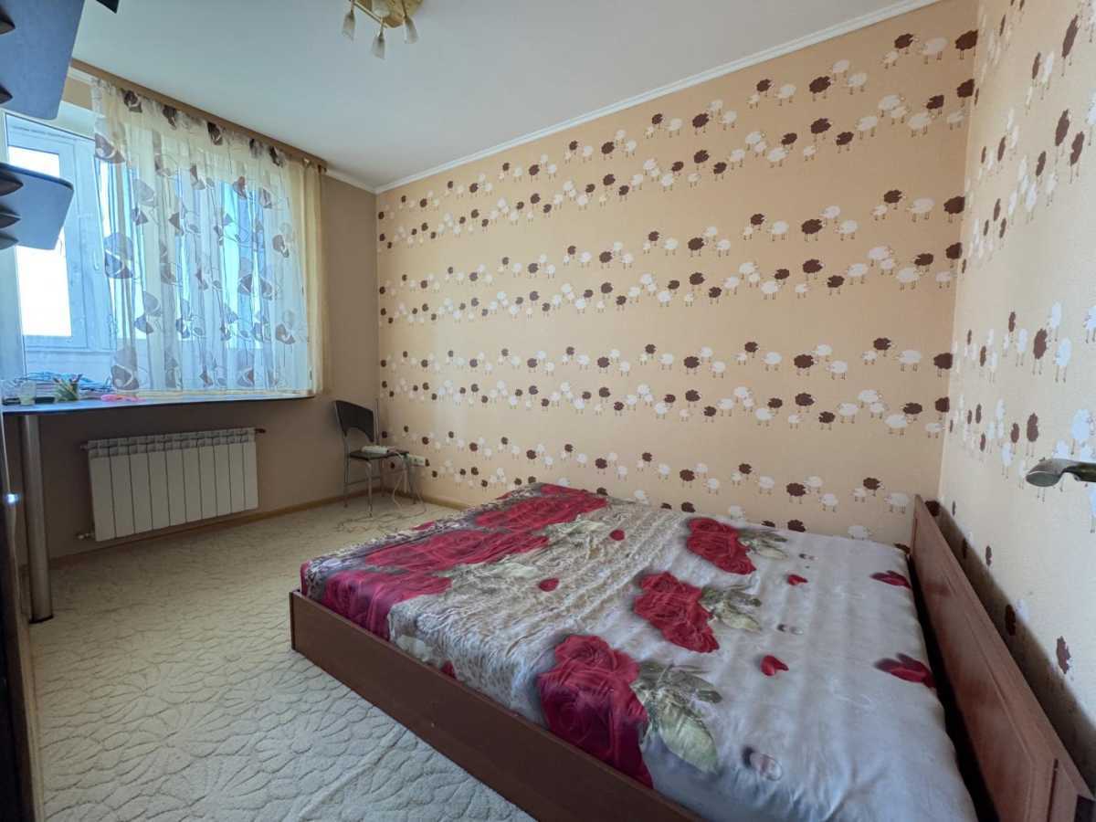 Продажа 2-комнатной квартиры 60 м², Урловская ул., 11/44