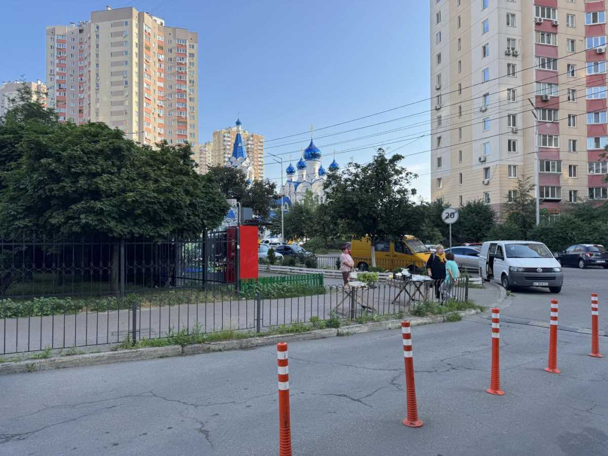 Продажа 2-комнатной квартиры 60 м², Урловская ул., 11/44