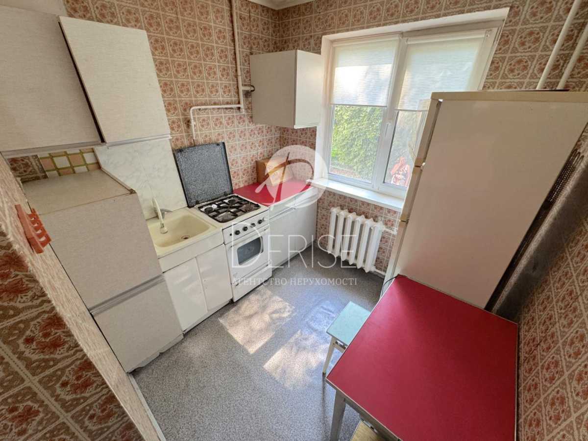 Продаж 2-кімнатної квартири 45 м², Миколи Василенка вул., 8