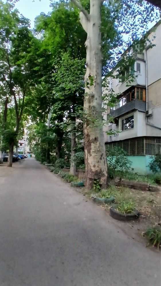 Продажа 1-комнатной квартиры 39 м², Космонавтів