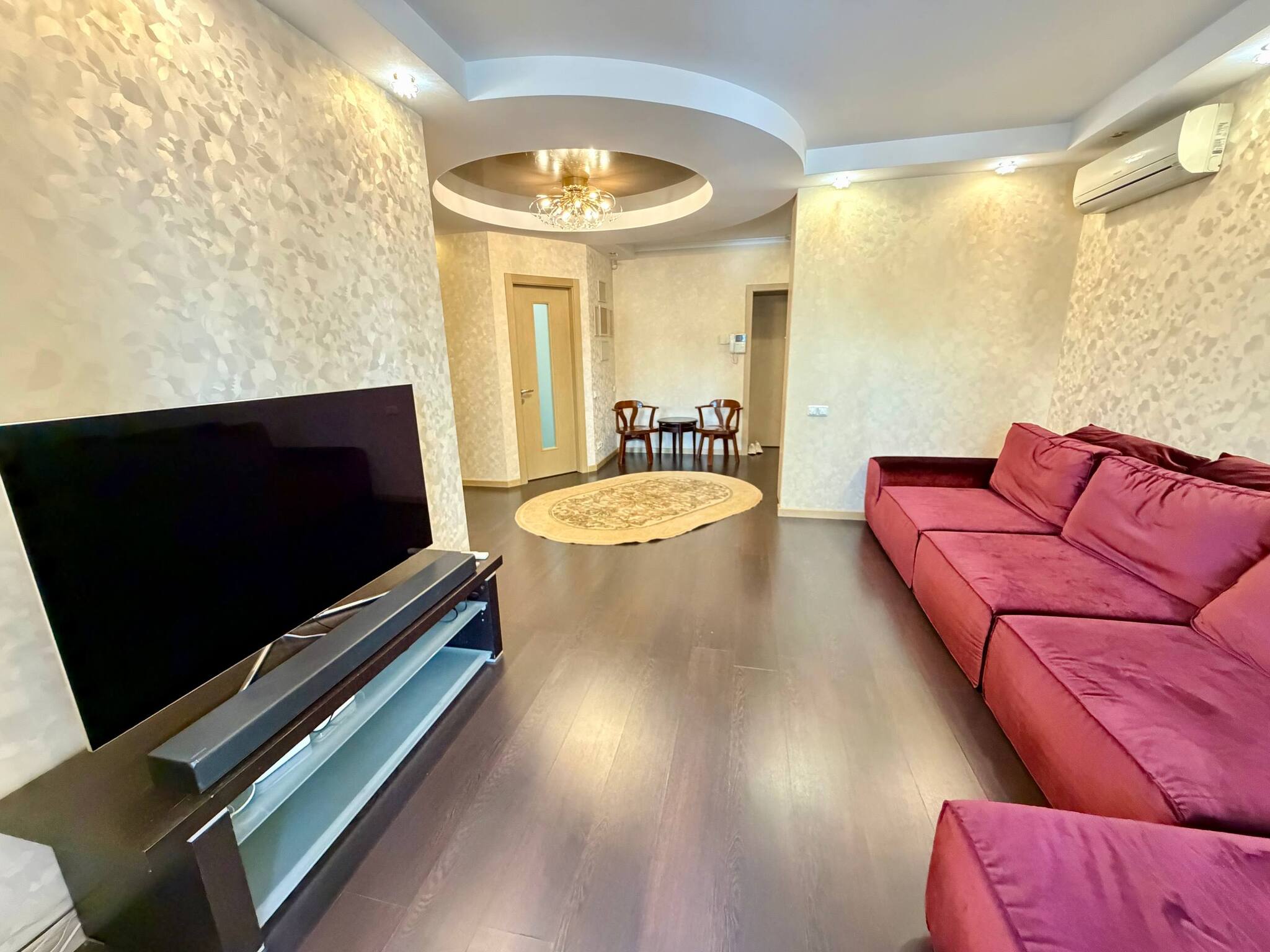 Аренда 3-комнатной квартиры 85 м², Космическая ул.