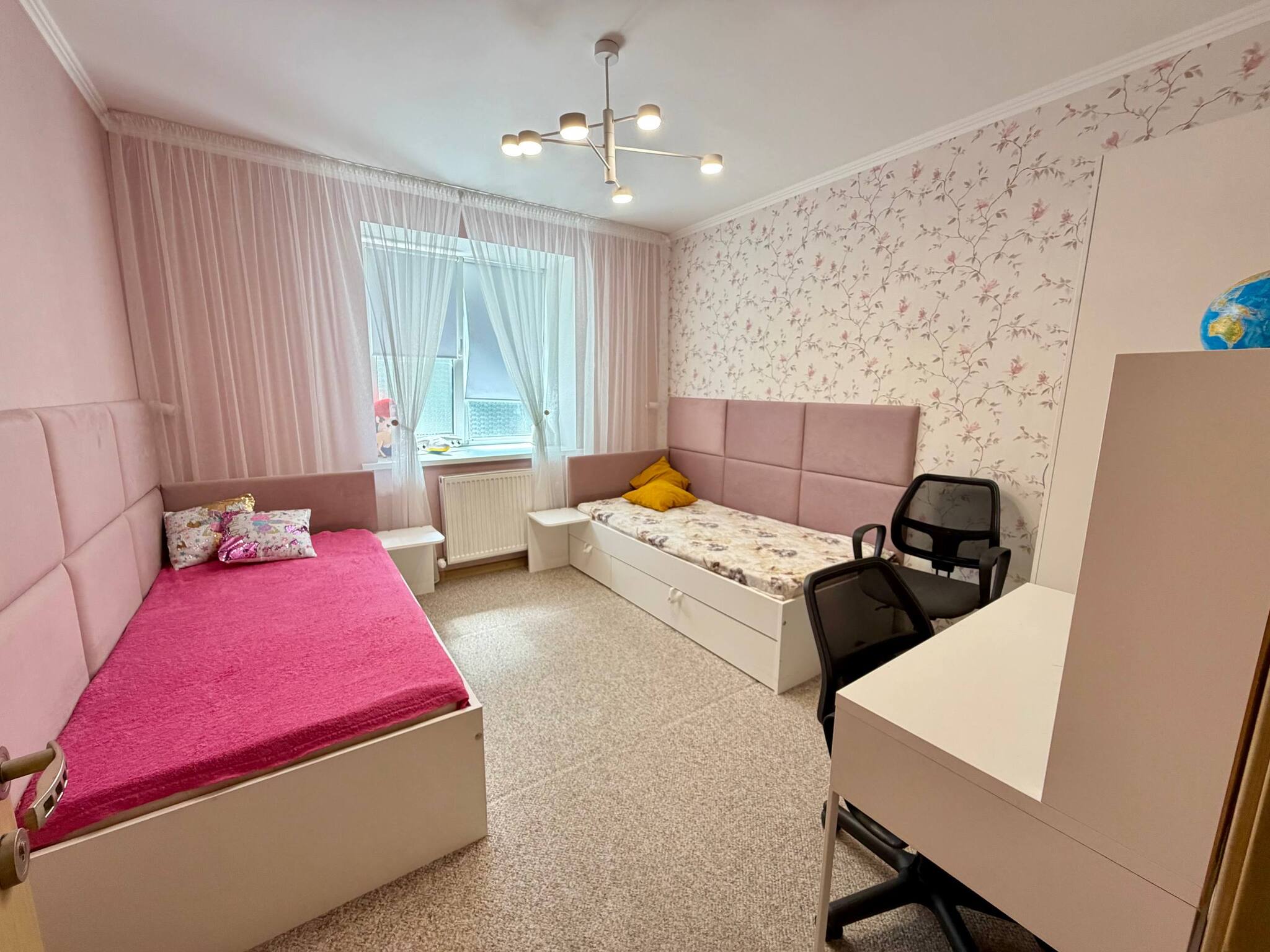 Аренда 3-комнатной квартиры 85 м², Космическая ул.