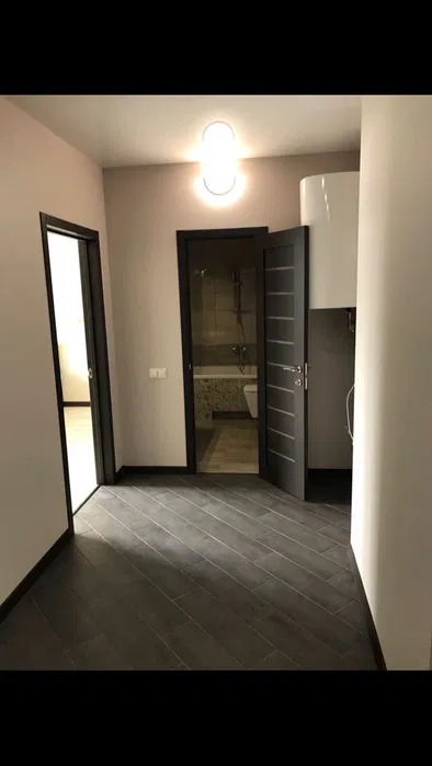 Оренда 3-кімнатної квартири 82 м², Сергія Данченка вул., 28