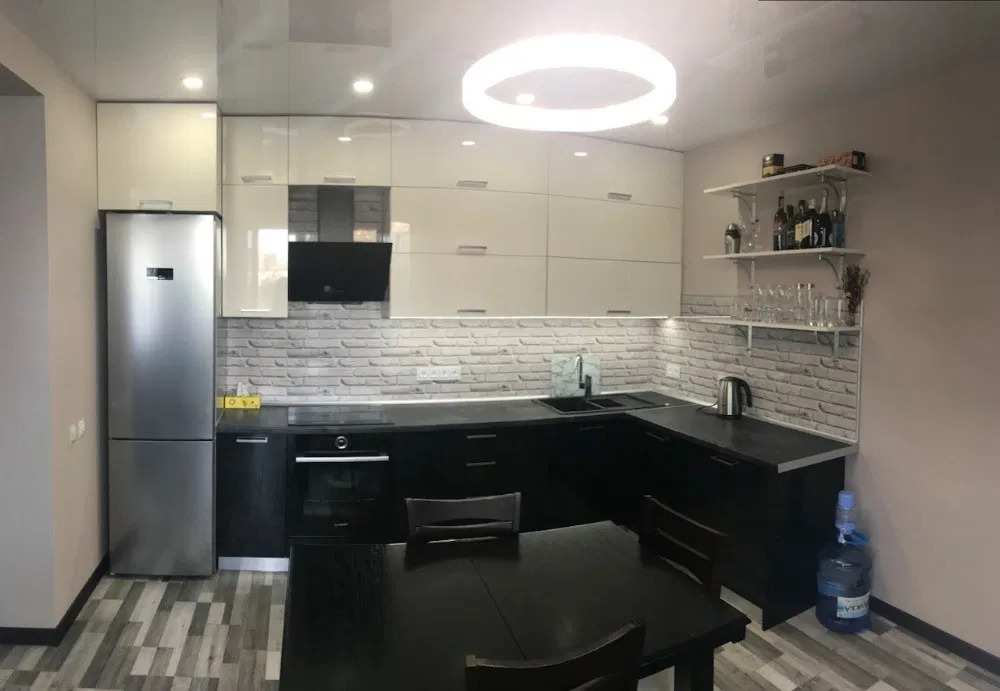 Оренда 3-кімнатної квартири 82 м², Сергія Данченка вул., 28