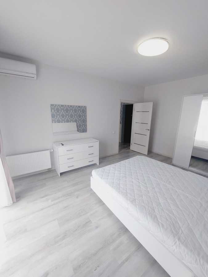 Аренда 1-комнатной квартиры 44 м², Михаила Максимовича ул., 24Б