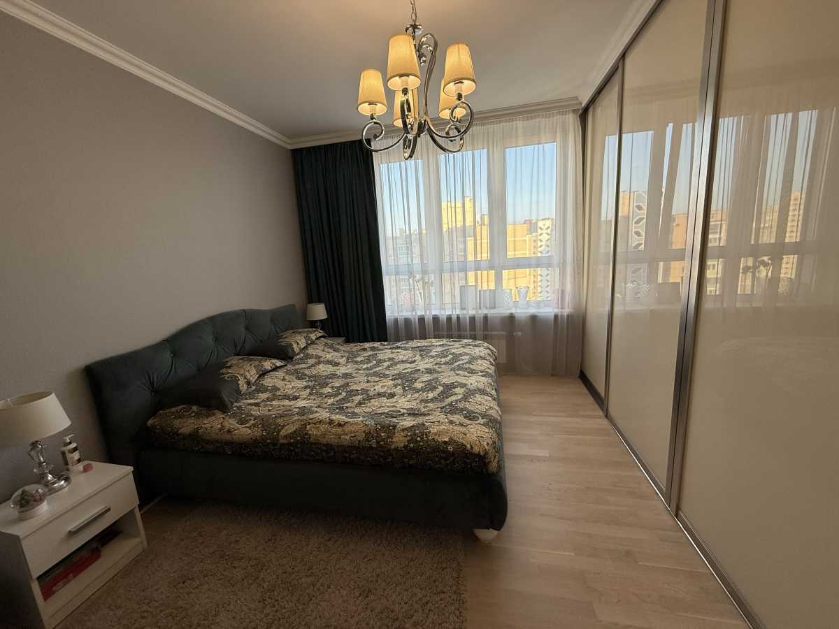 Продажа 1-комнатной квартиры 41 м², Михаила Донца ул., Драгоманова, 10