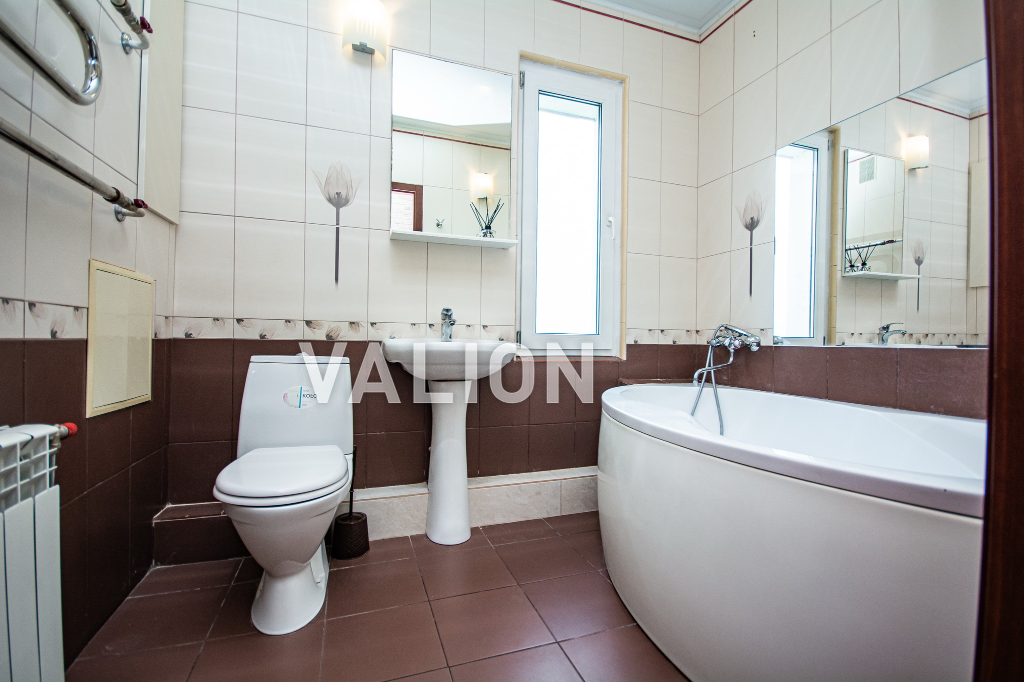 Продажа 3-комнатной квартиры 90.6 м², Милославская ул., 4
